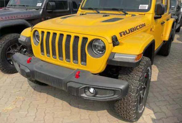 JEEP牧马人加版21款 2.0T 自动 四门 硬顶 Sport S