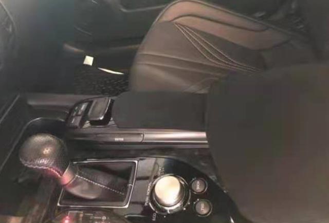 19款 雷克萨斯GSF加版 5.0L 标准型