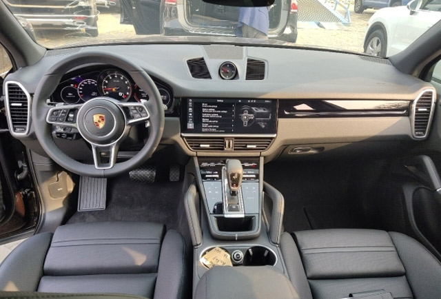 21款保时捷卡宴3.0T 桃红木