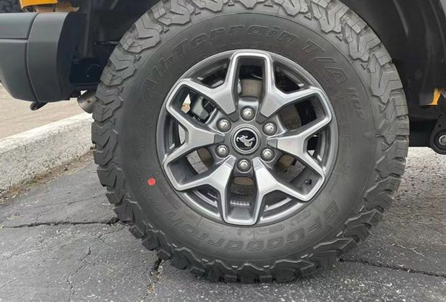 20款 Bronco 烈马 2.7T 标准 接受预订 海外订单发车